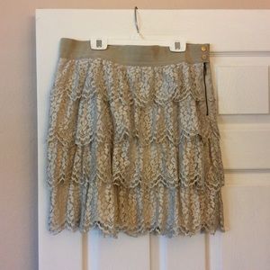 Ann Taylor Lace Tiered Skirt, Size 10